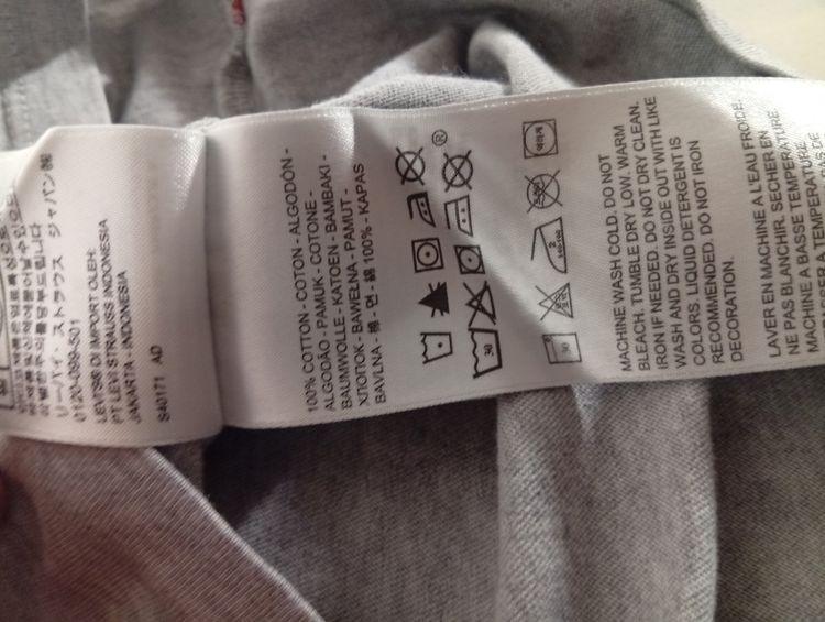 Levi'S Grey T-Shirt 7