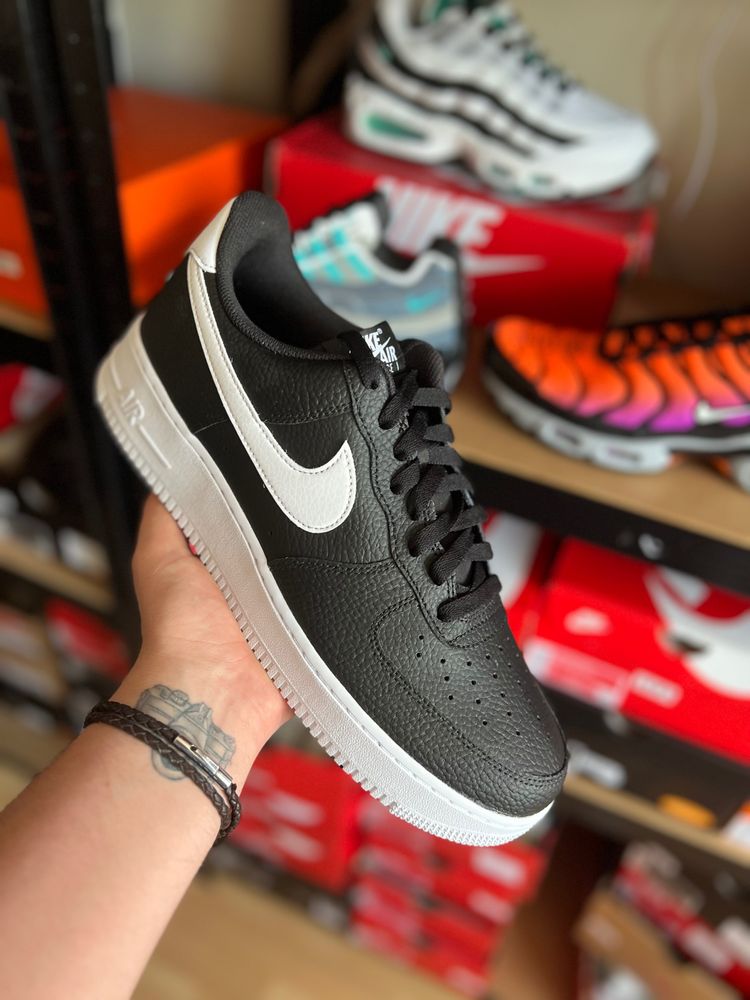 Nike Air Force 1 ‘Black/White’ UK 11
