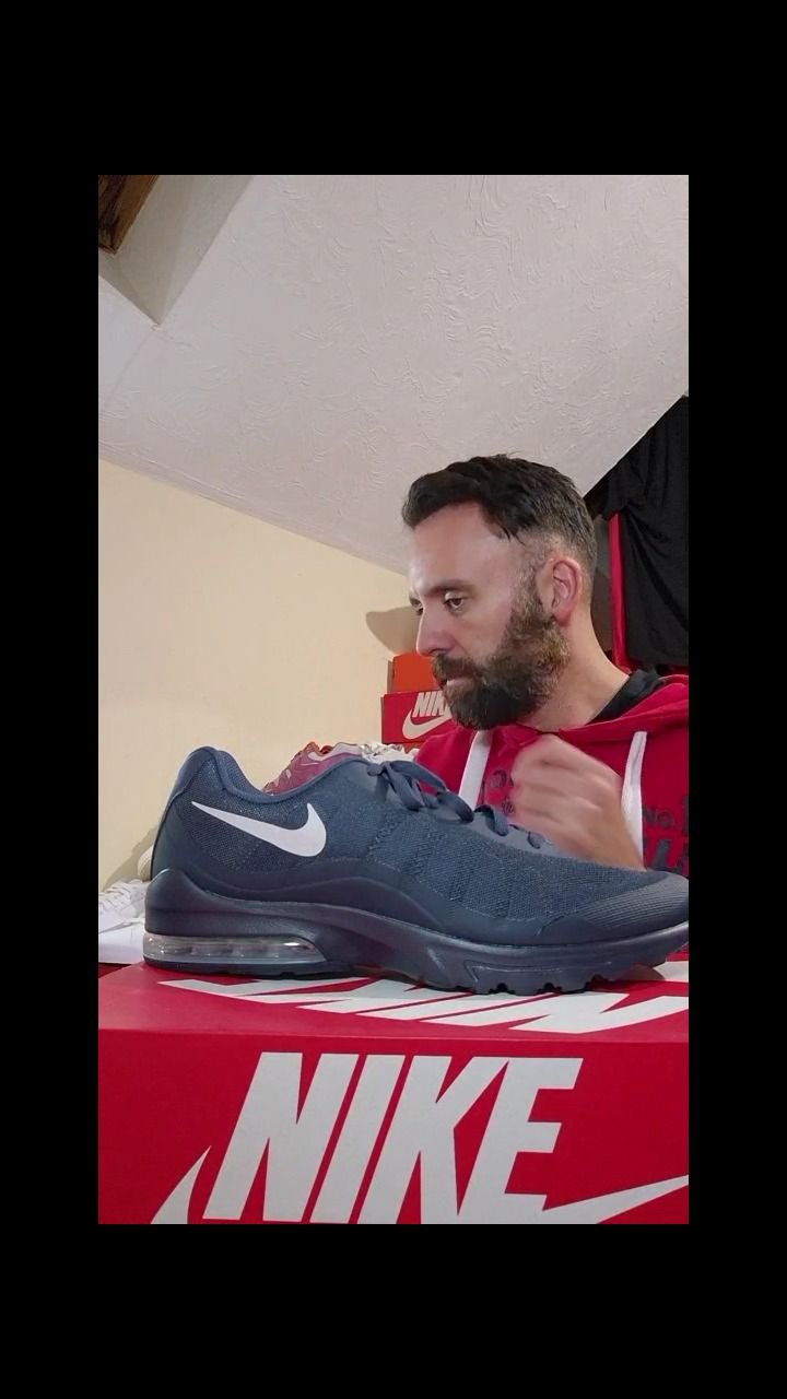 Nike Nike Air Max uk 10 and 12 product image