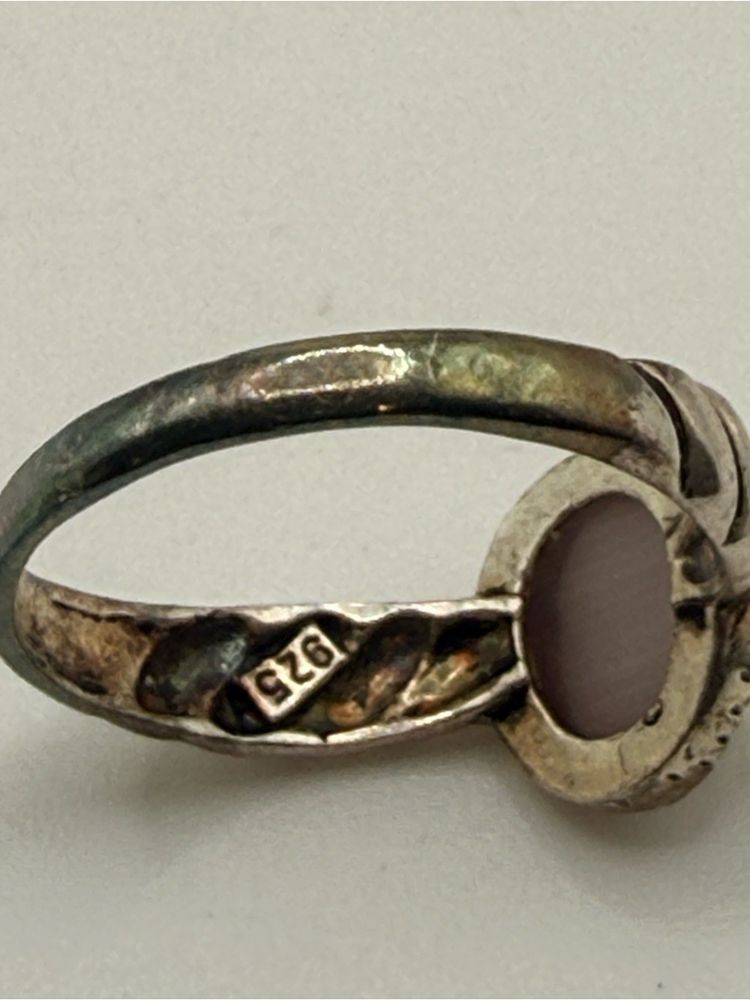 Silver Ring With Oval Stone imagen 3