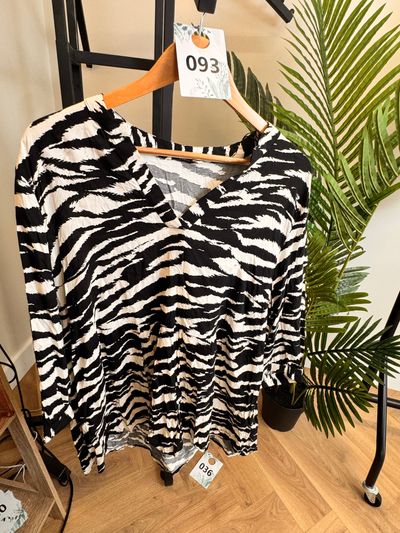 black and white zebra print long sleeve top