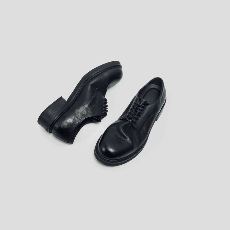 Black Leather Lace-Up Shoes 3