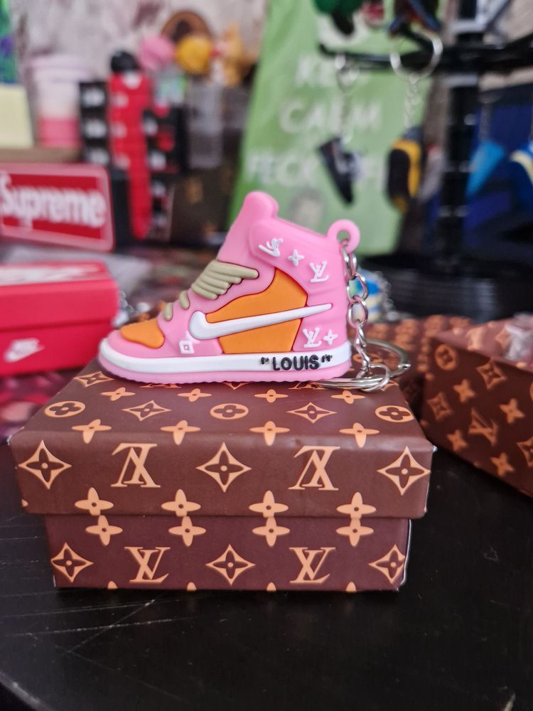 Louis Vuitton Sneaker Keychain
