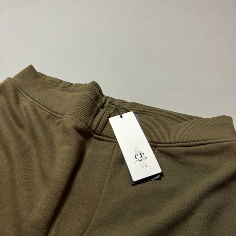 C.P Company Khaki Green Joggers - XL 6