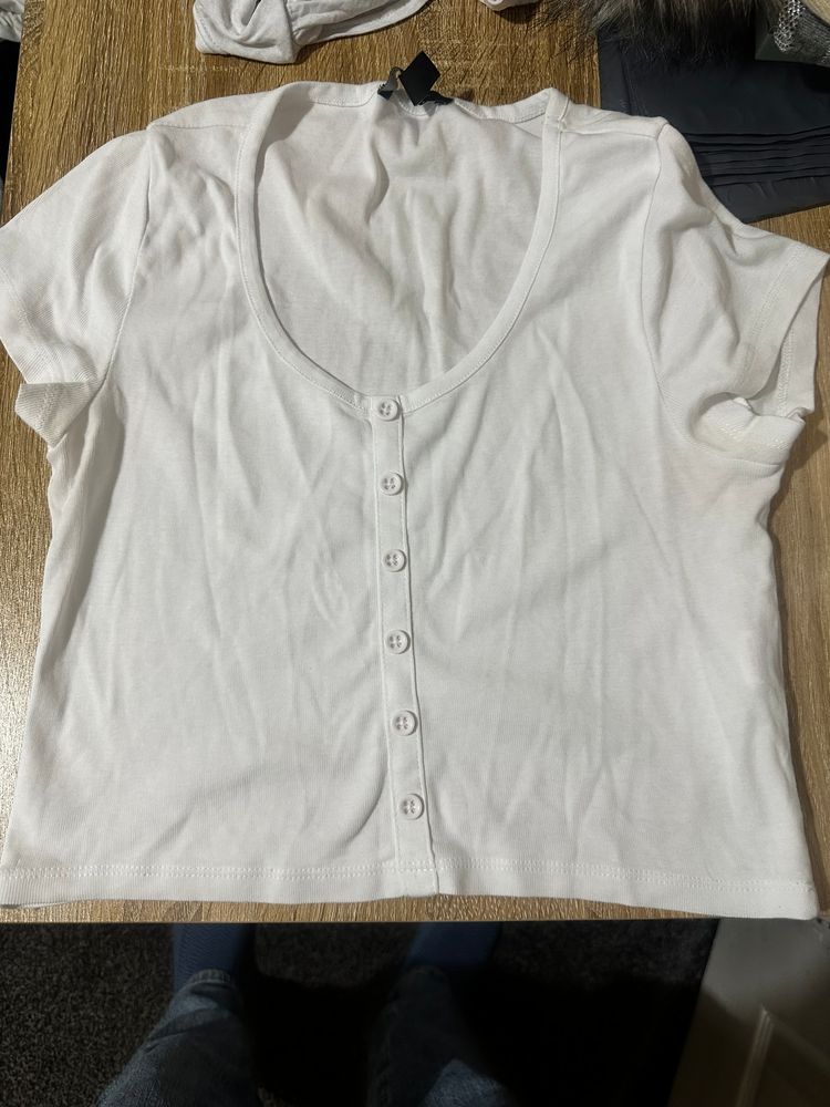 White Button-Up Short Sleeve Top