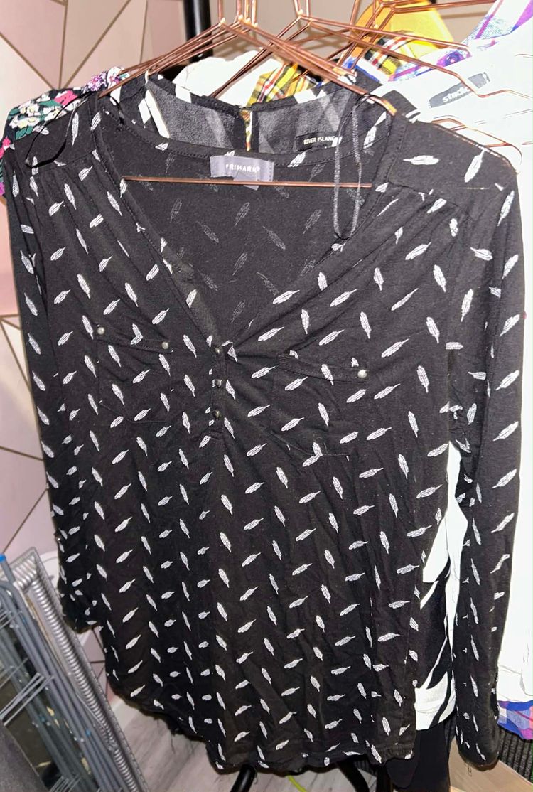 Black Long Sleeve Top With White Feather Pattern