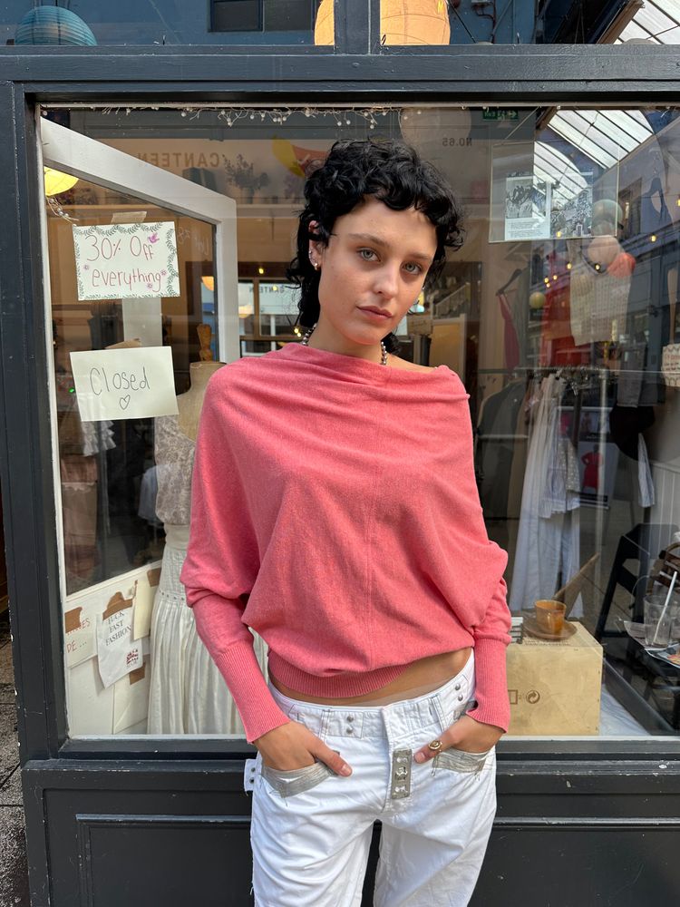 Coral pink slouchy knit image 1