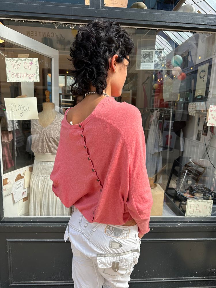 Coral pink slouchy knit image 3