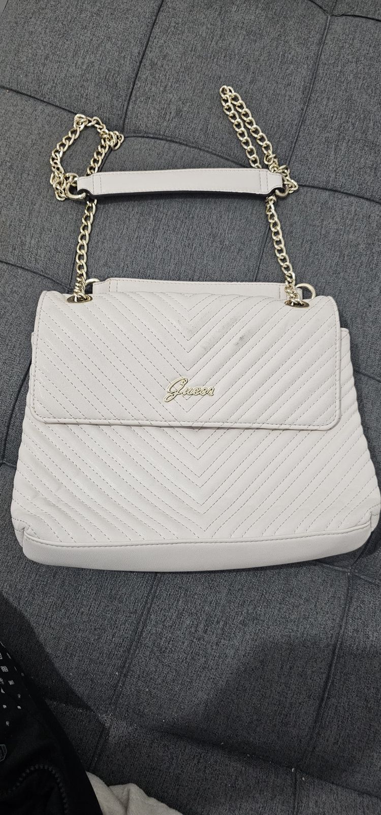 Guess white quilted shoulder bag