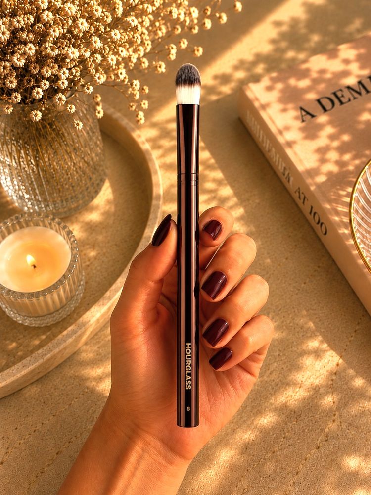 Hourglass Hourglass Makeup Brush N° 8  product image