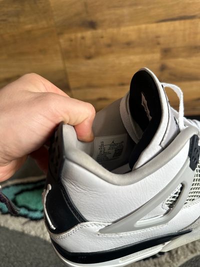 Nike Air Jordan 4 “Military Blacks” U.K. 9 8