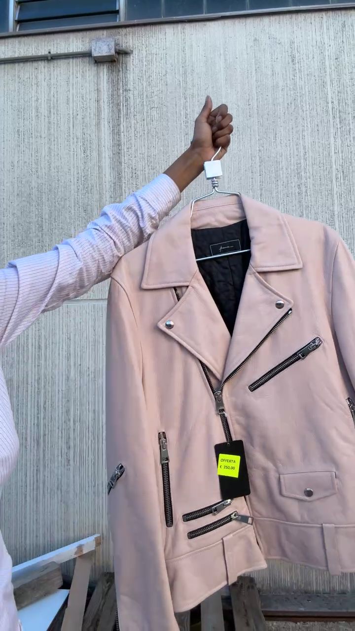 Immagine di Pora Leather Jacket 1