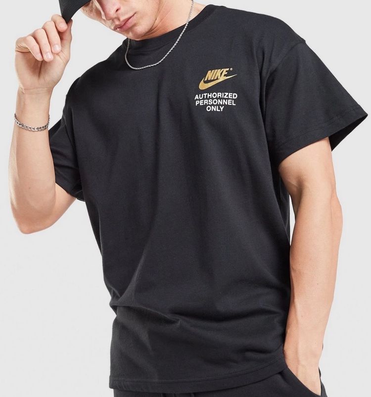 Nike Black T-Shirt image 1