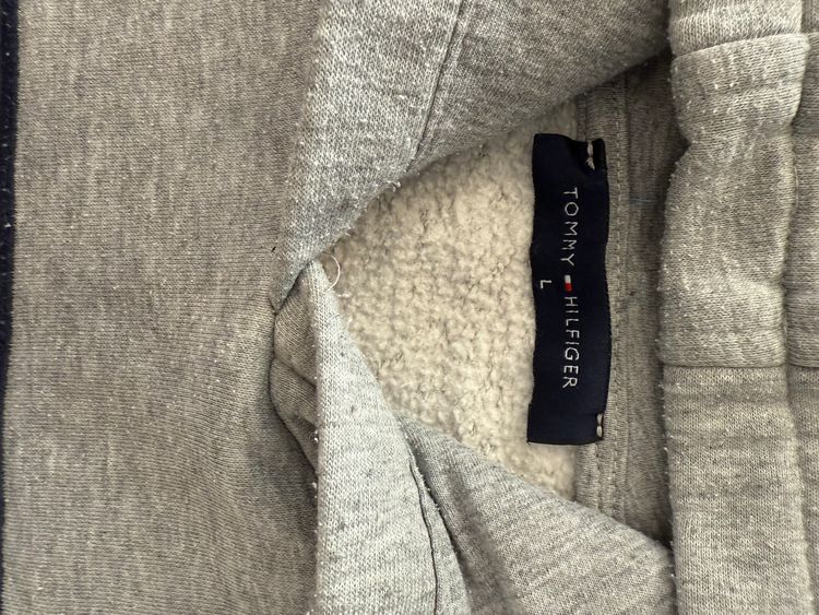 Tommy Hilfiger grey hoodie 4