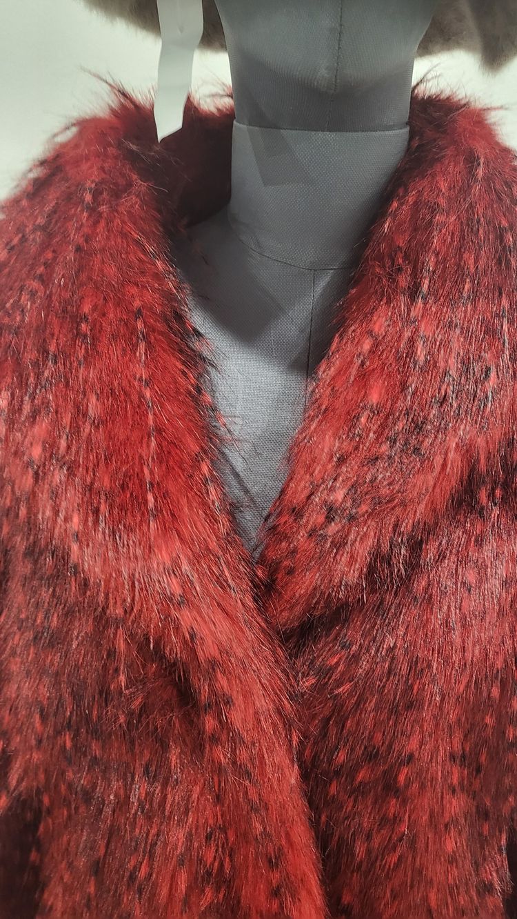 Red Faux Fur Jacket imagen 4