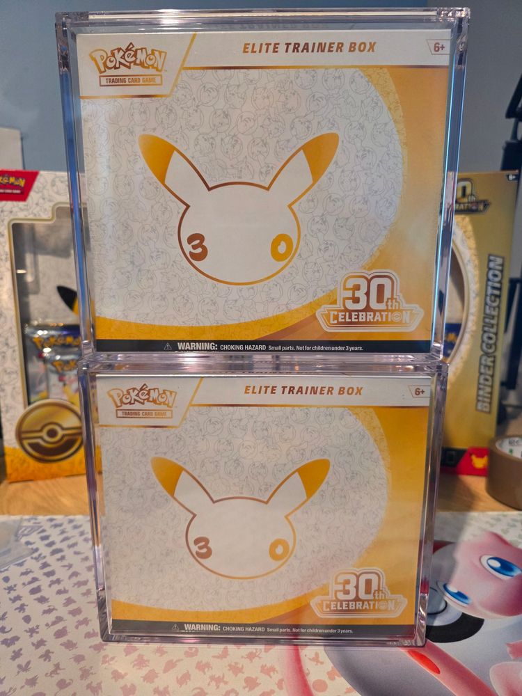 Elite Trianer Box  Premium TCG Display Case image 3