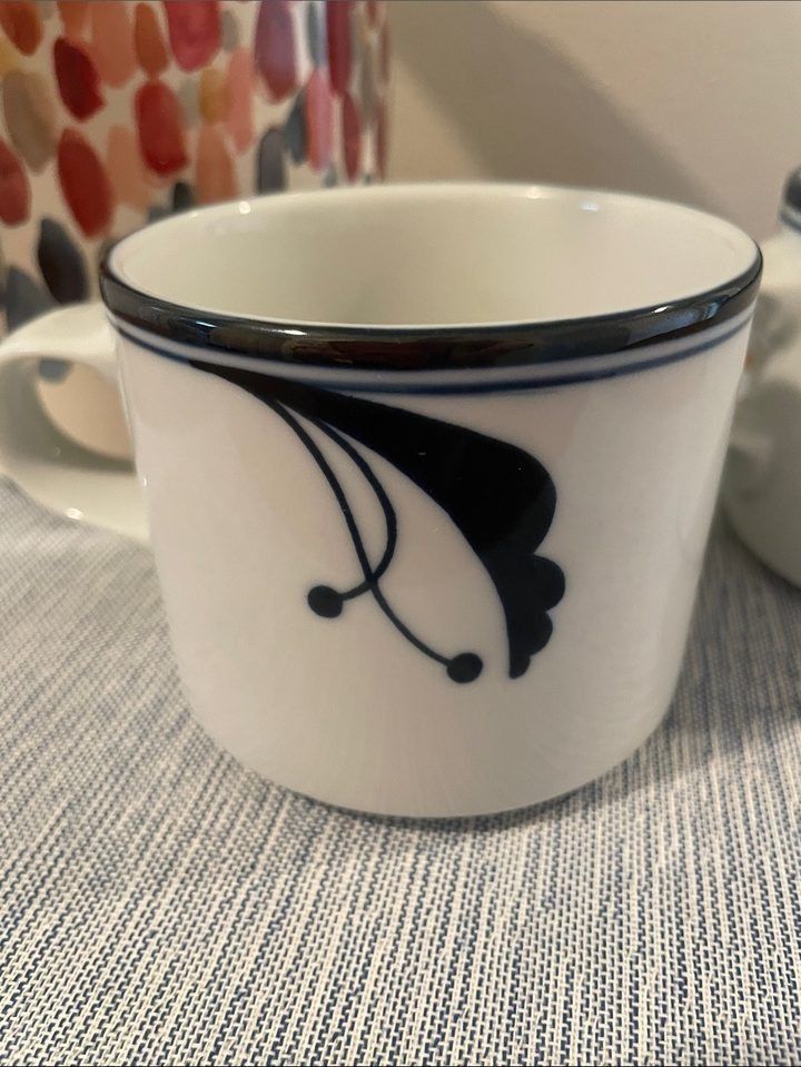 White Ceramic Mugs With Black Floral Design image 2