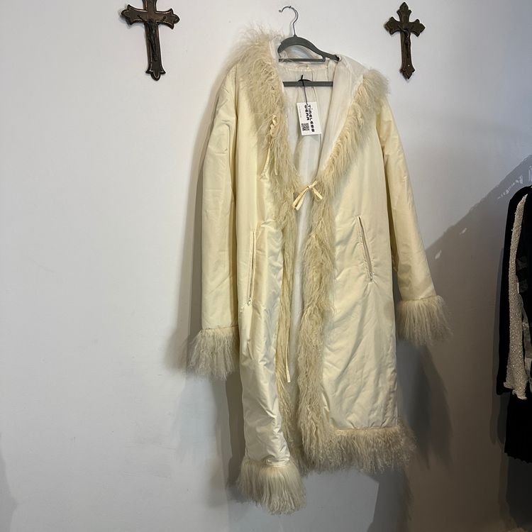 Cream Long Coat With Fur Trim