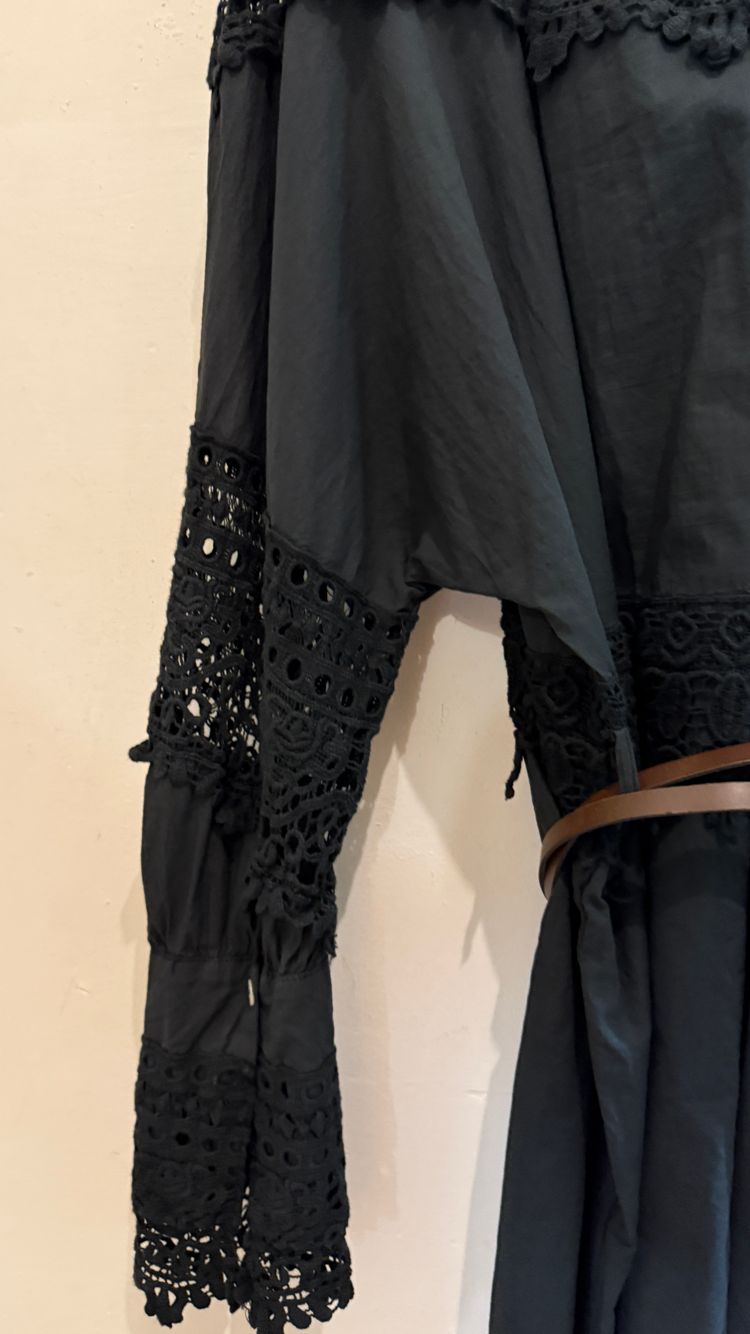 Black Long Sleeve Dress With Lace Details And Belt image 2
