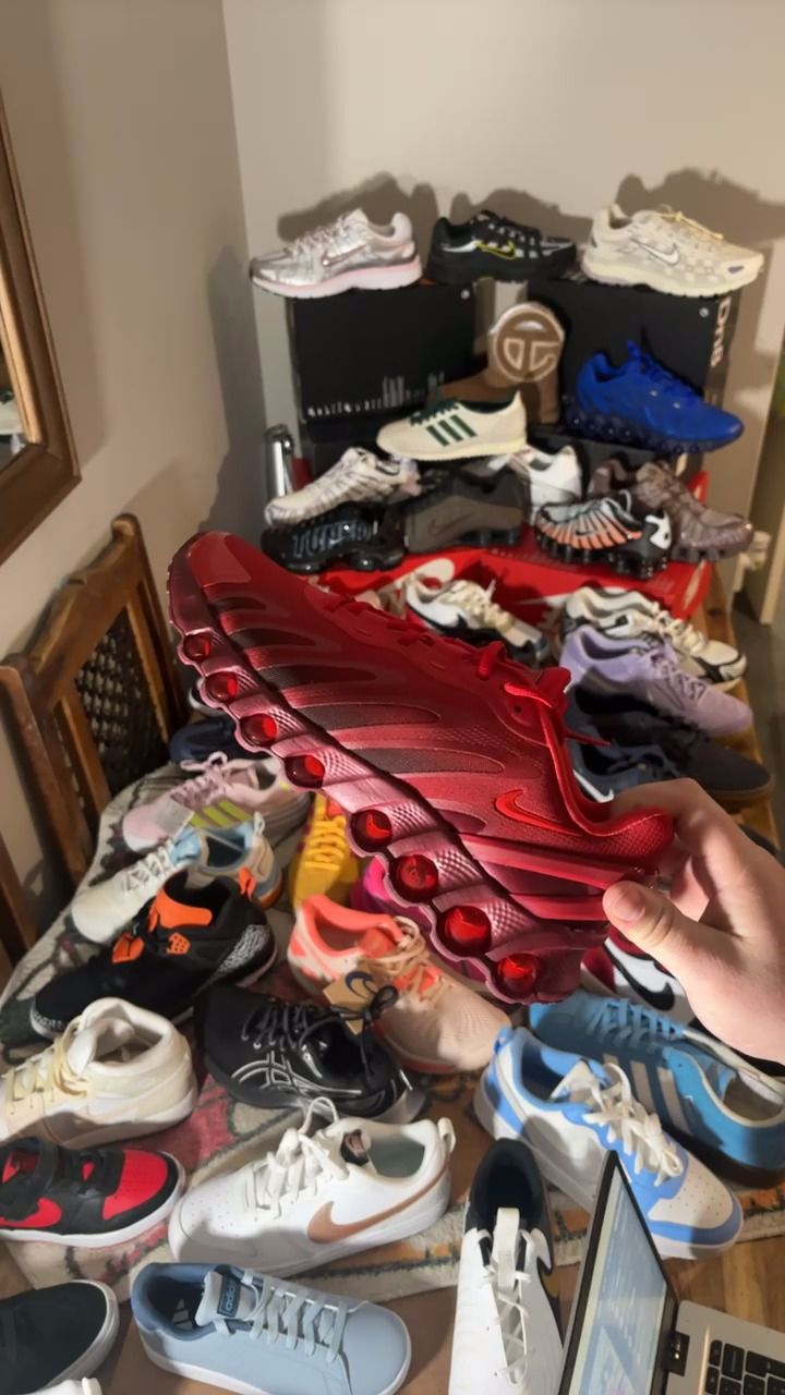 Nike Nike air max dn8 uk 8 brand new half box  product image