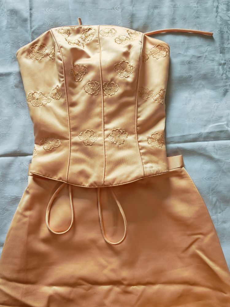 Vintage prom/ ball gown image 1