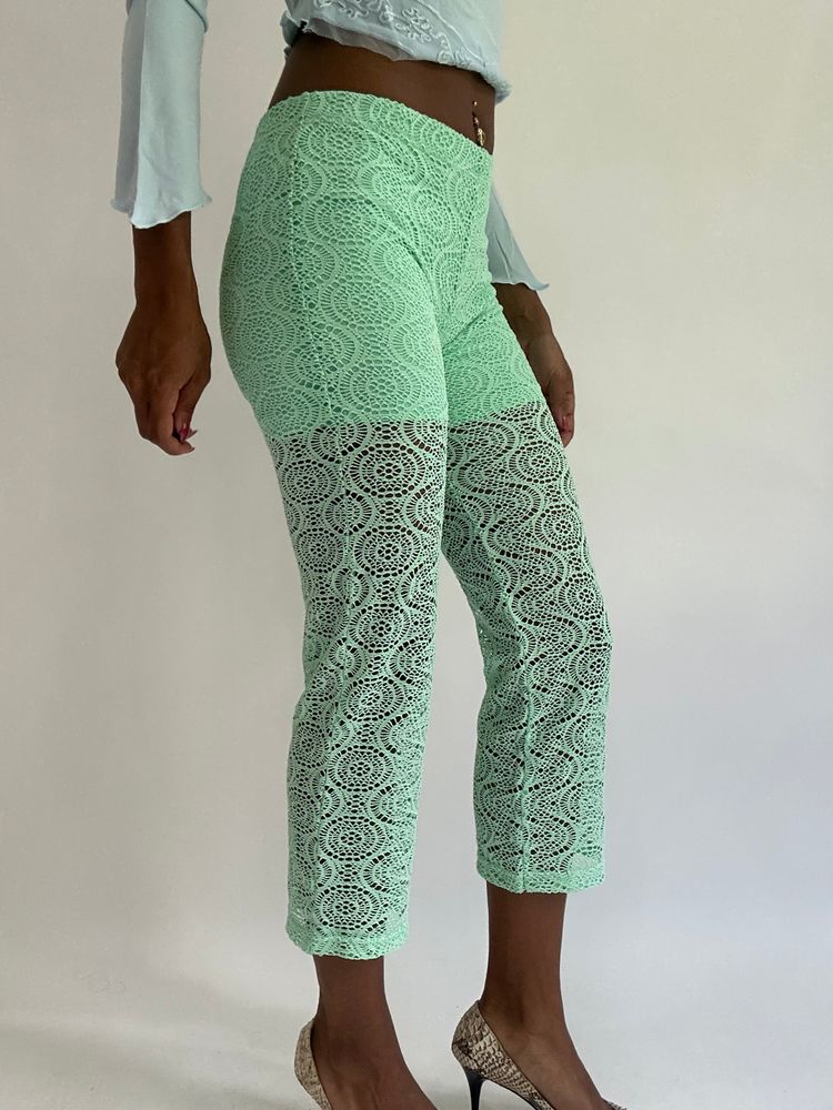 💚colourmaxxing drop | extra small aqua blue crochet lace capris image 4