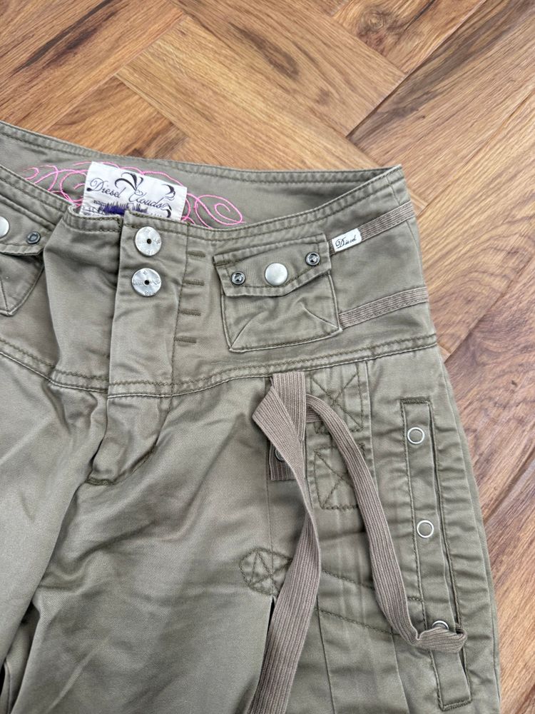 Diesel Capri Trousers (28) 9