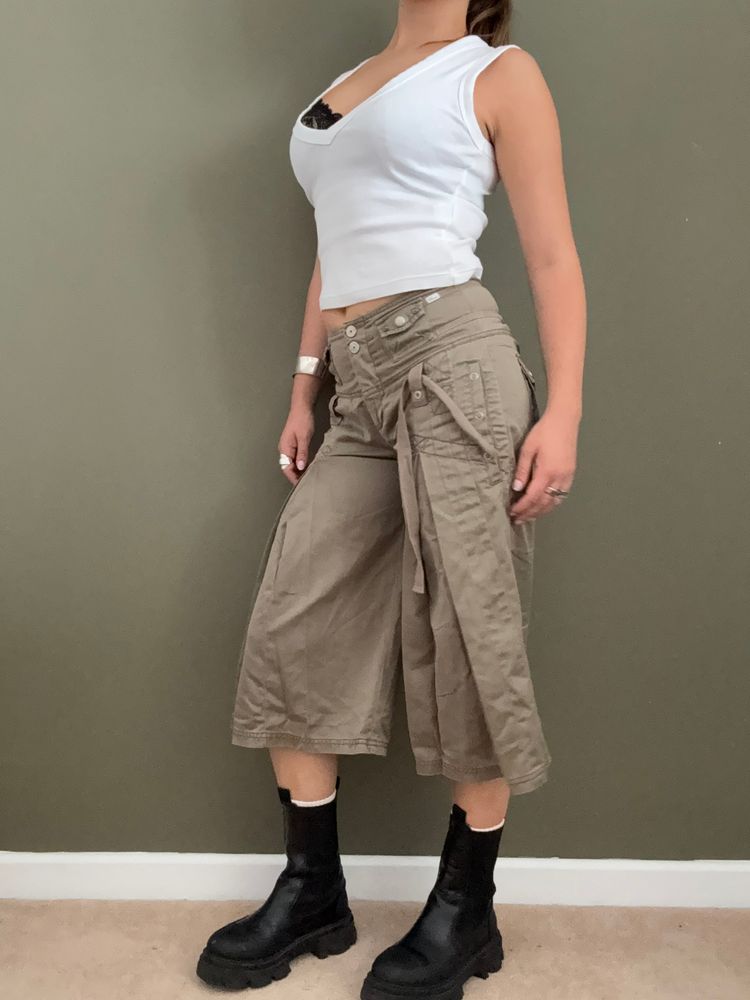 Diesel Capri Trousers (28) 7
