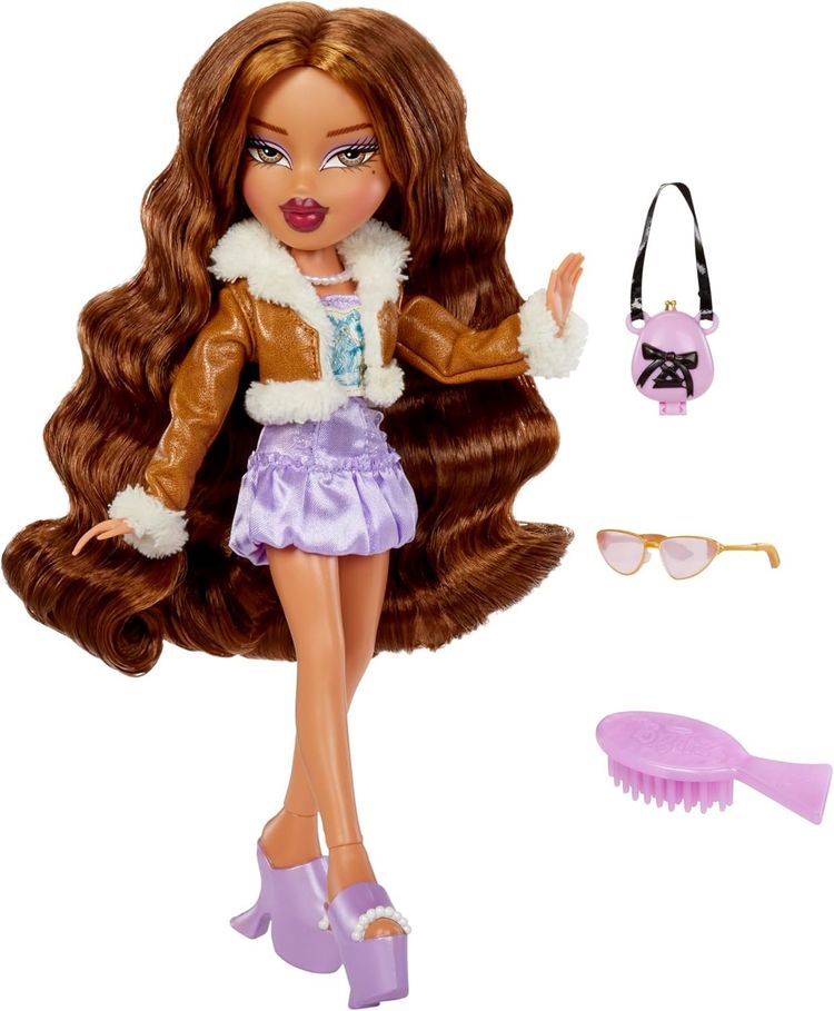 Bratz Goin' Out! Doll - Yasmin image 3