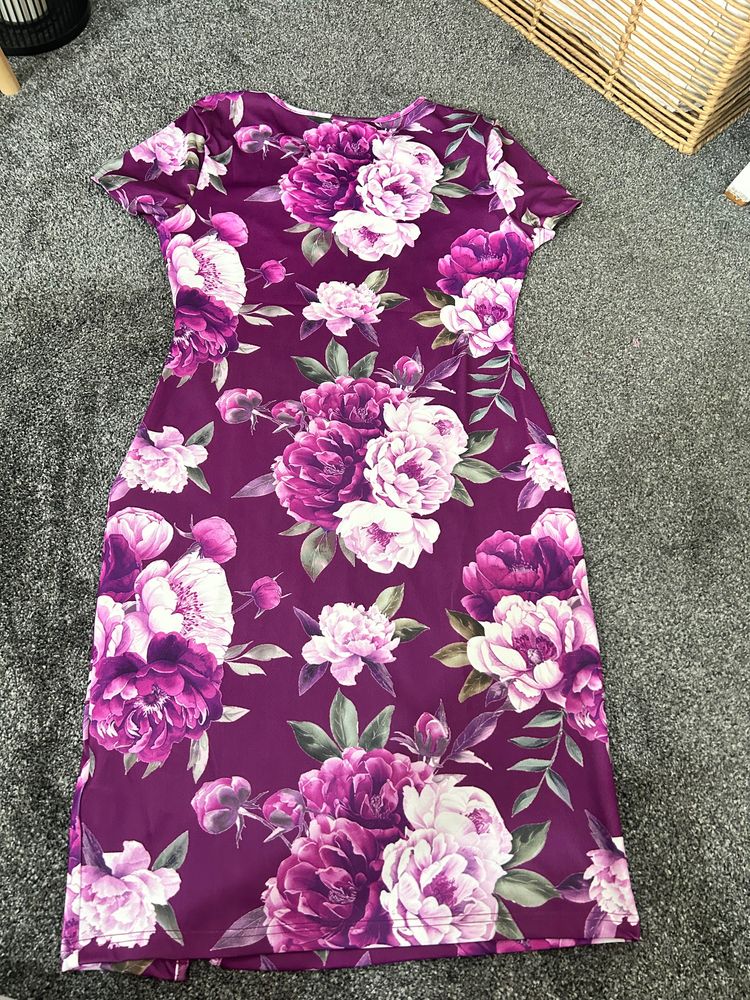 Purple Floral V-Neck Dress With Slit 4