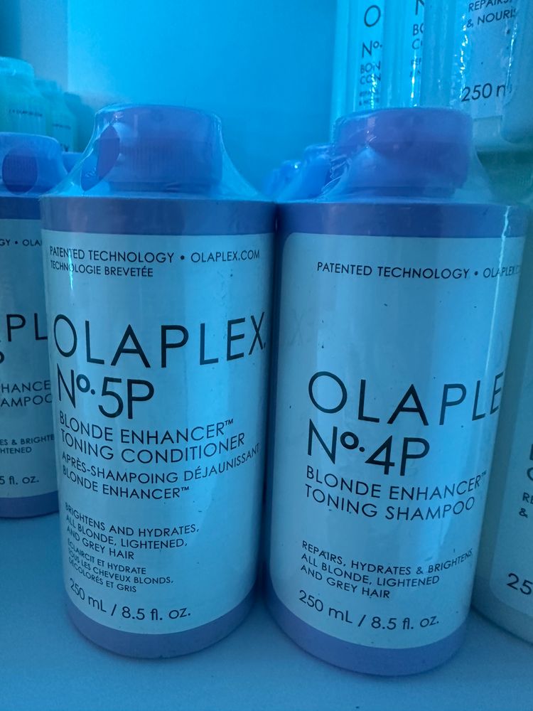 Olaplex Blonde Enhancer No.5P Toning Conditioner And No.4P Toning Shampoo image 1