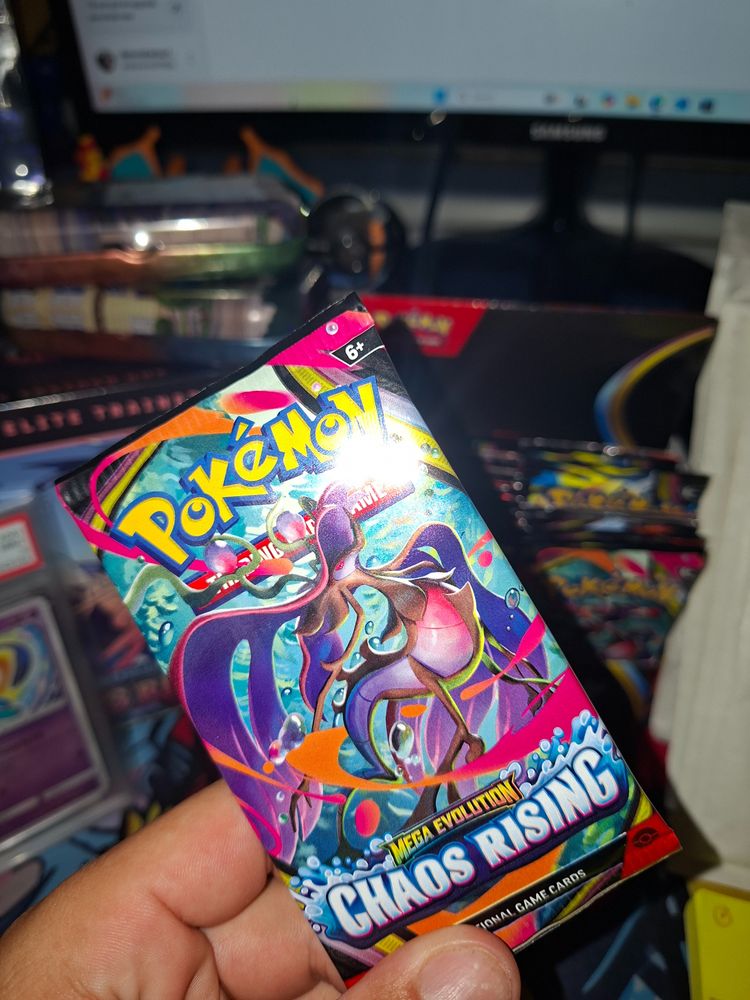 Pokémon Chaos Rising Trading Card Game Booster Pack