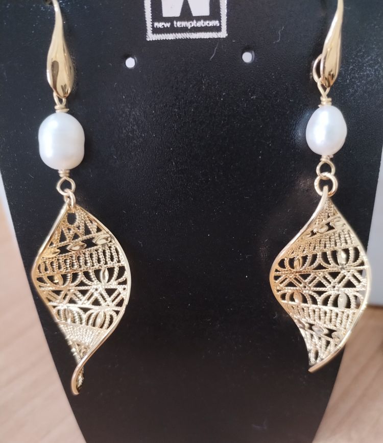 Other Gold-Tone Filigree Drop Earrings With Pearl Accents product image
