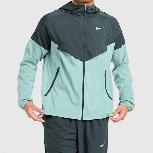 Nike Windrunner Jacket - Seaweed/Cannon