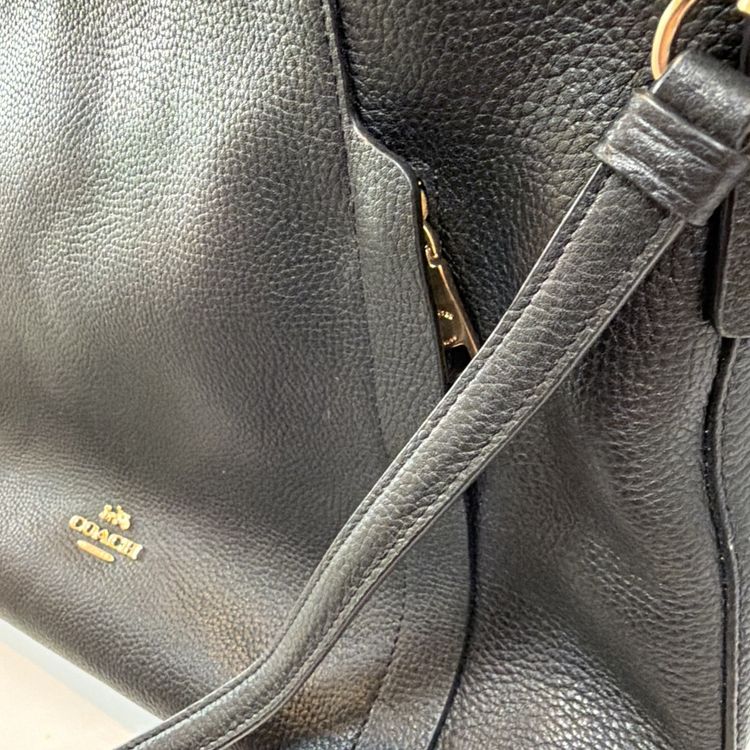 COACH Polished Pebbled Scout Hobo Black Bag BNWT 2 Inter Changeable Straps image 3