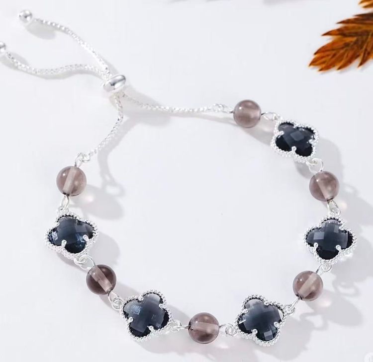 Silver Bracelet With Black Clover-Shaped Stones And Round Beads image 1