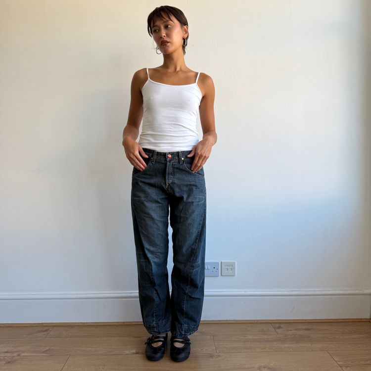 Levi’s Engineered cinch back jeans - Size 28x32 image 4