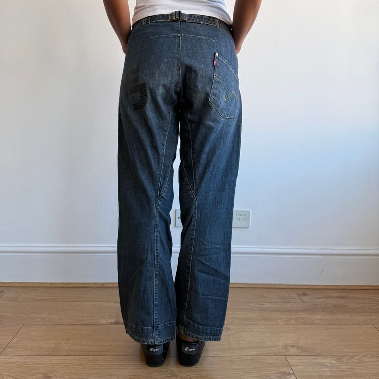 Levi’s Engineered cinch back jeans - Size 28x32 image 5