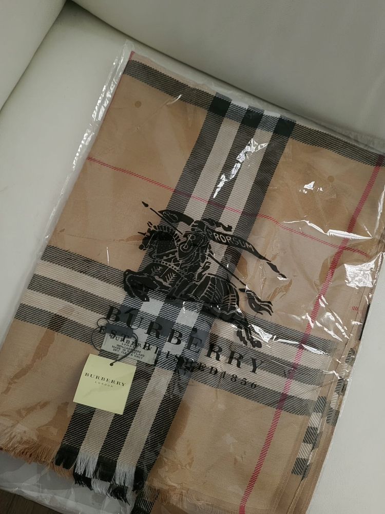 Burberry Burberry Check Cashmere Scarf product image