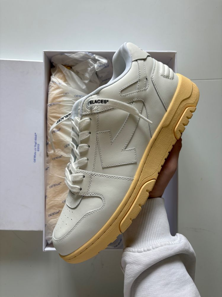 Off-White Off-White White Sneakers With Gum Sole product image