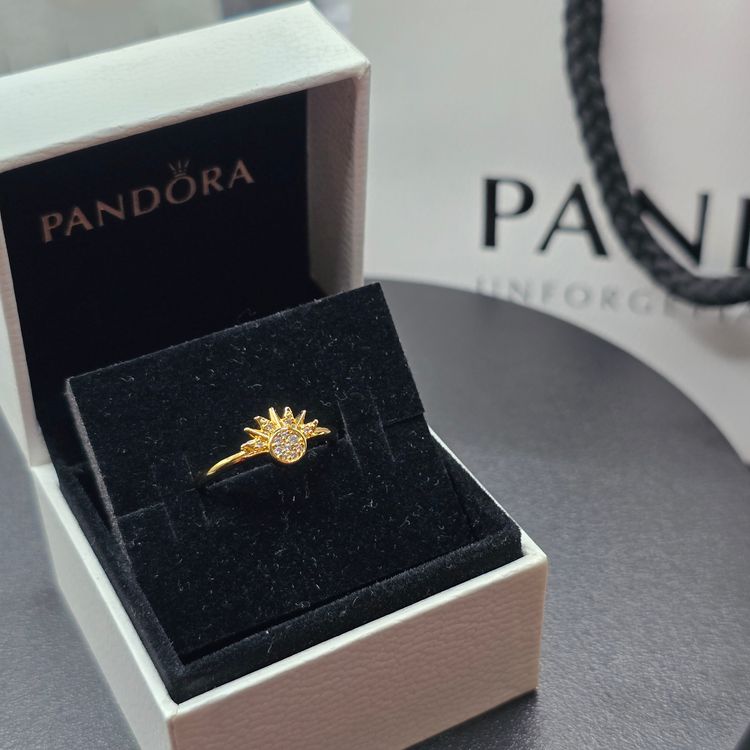 Brand New Pandora Celestial Sparkling Sun Ring, Size 50 