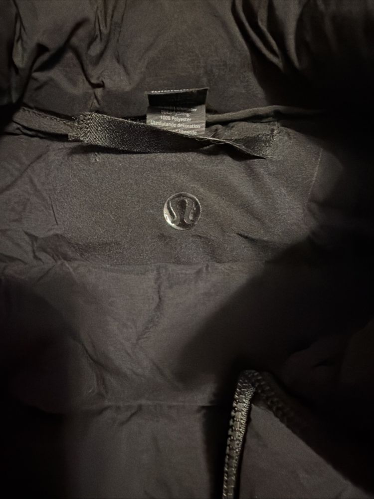 Lululemon Navigation Stretch Down Vest Black Men's Gillet Medium Excellent Cond image 2