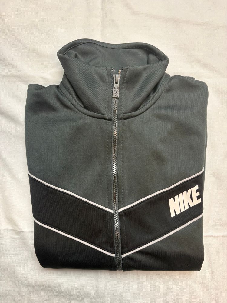 Nike Nike Black And Grey Zip-Up Jacket product image