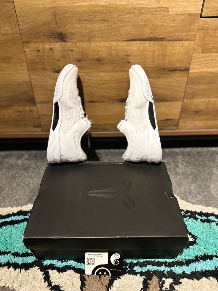 Nike Kobe 8 Protro “Halo” U.K. 8.5 image 4
