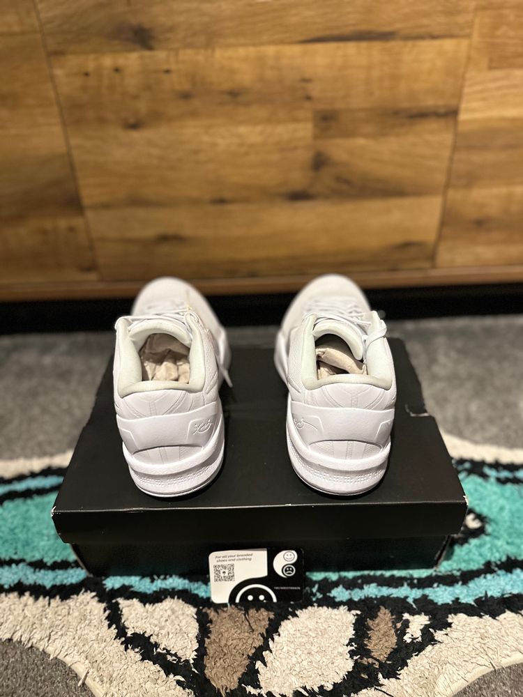 Nike Kobe 8 Protro “Halo” U.K. 8.5 image 5