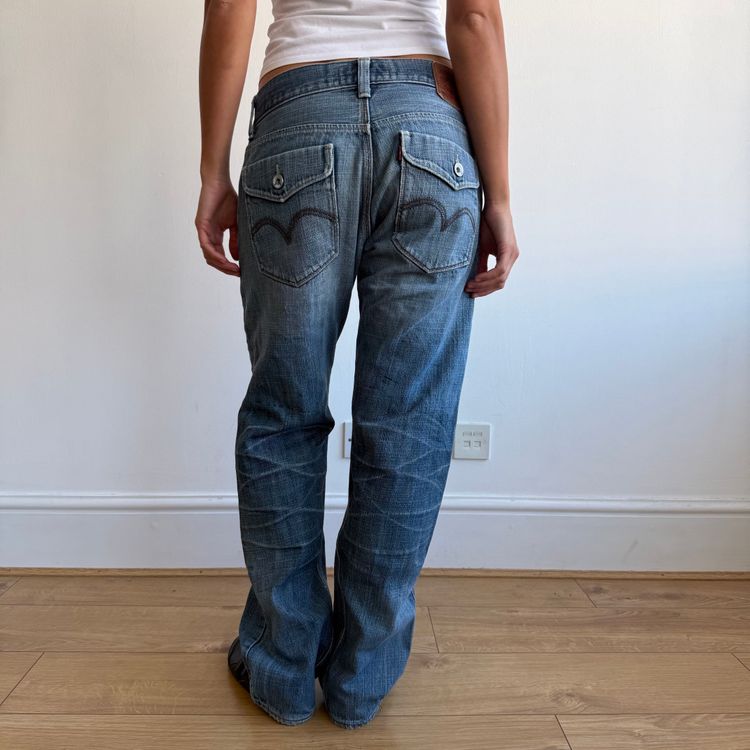 Levi’s ripped knee jeans - Size 33x32 obraz 3
