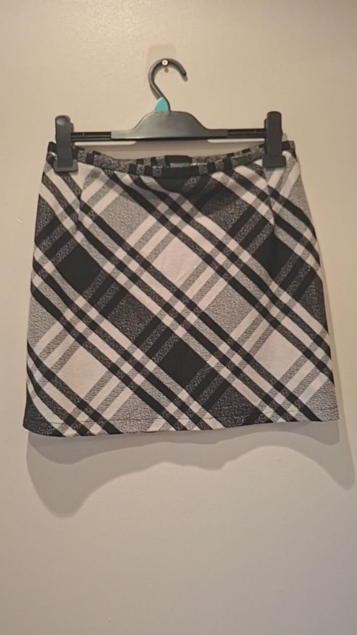 New Look Black And White Mini Skirt Size 10 image 1