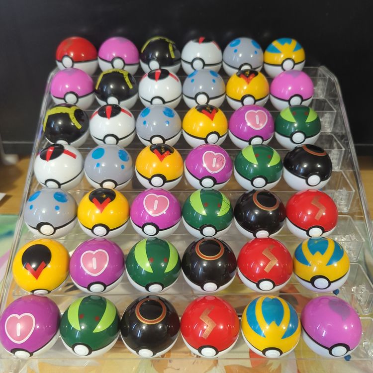 Pokémon Pokémon Poké Balls Toy Set product image