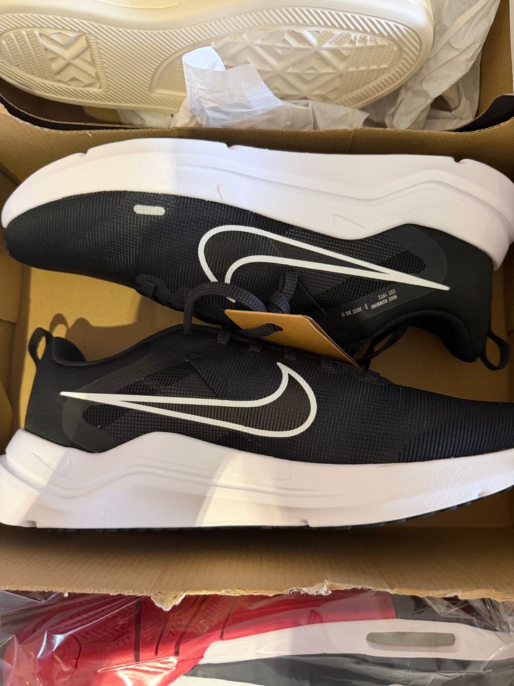 Nike Downshifter 12