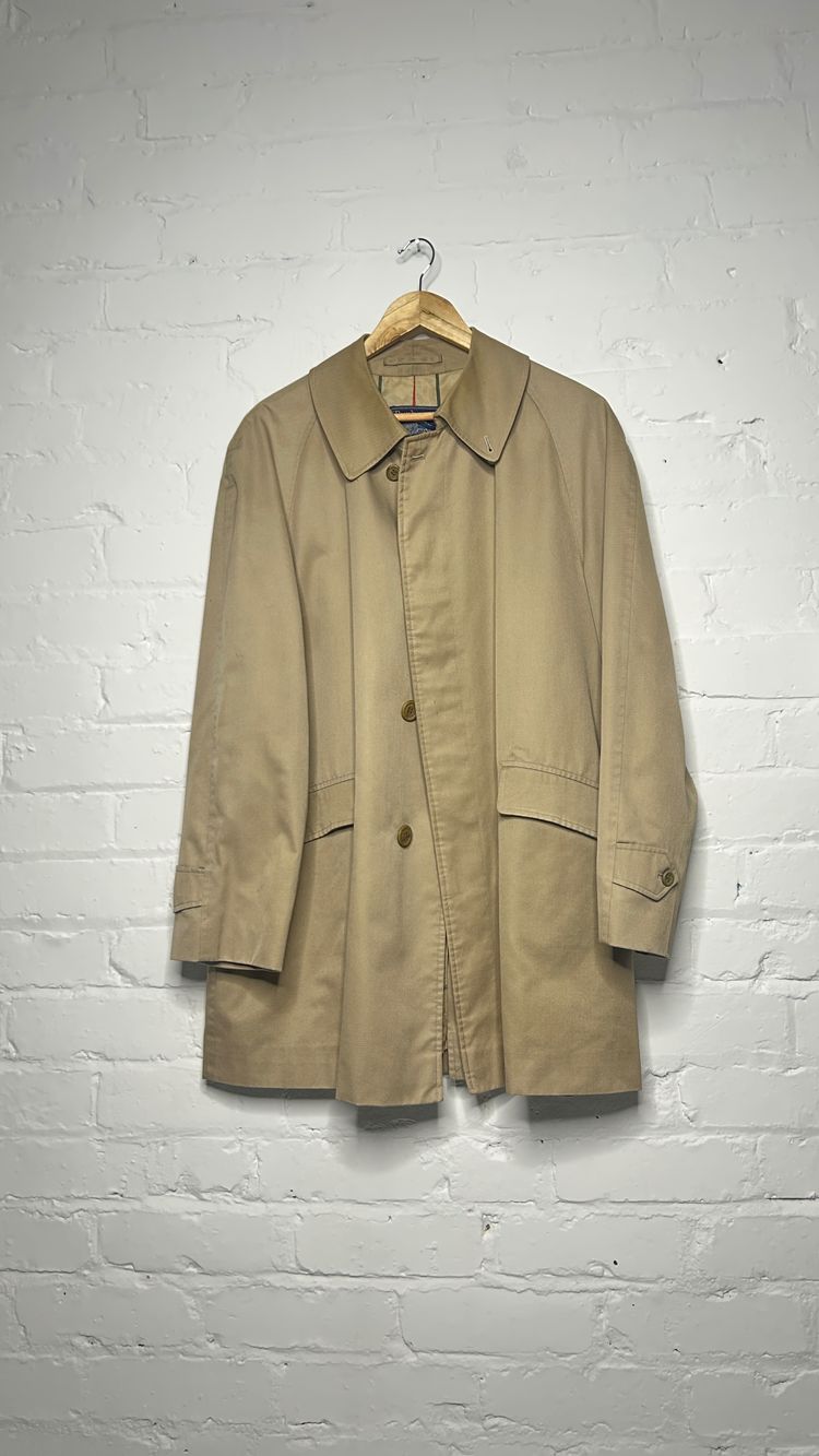 Burberry Trench Coat XL